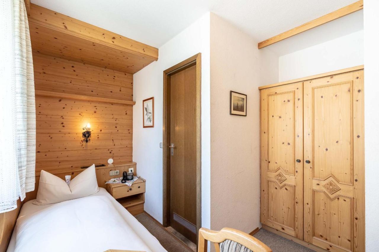 Hotel-Gasthof Zum Dragoner Peiting Exterior foto