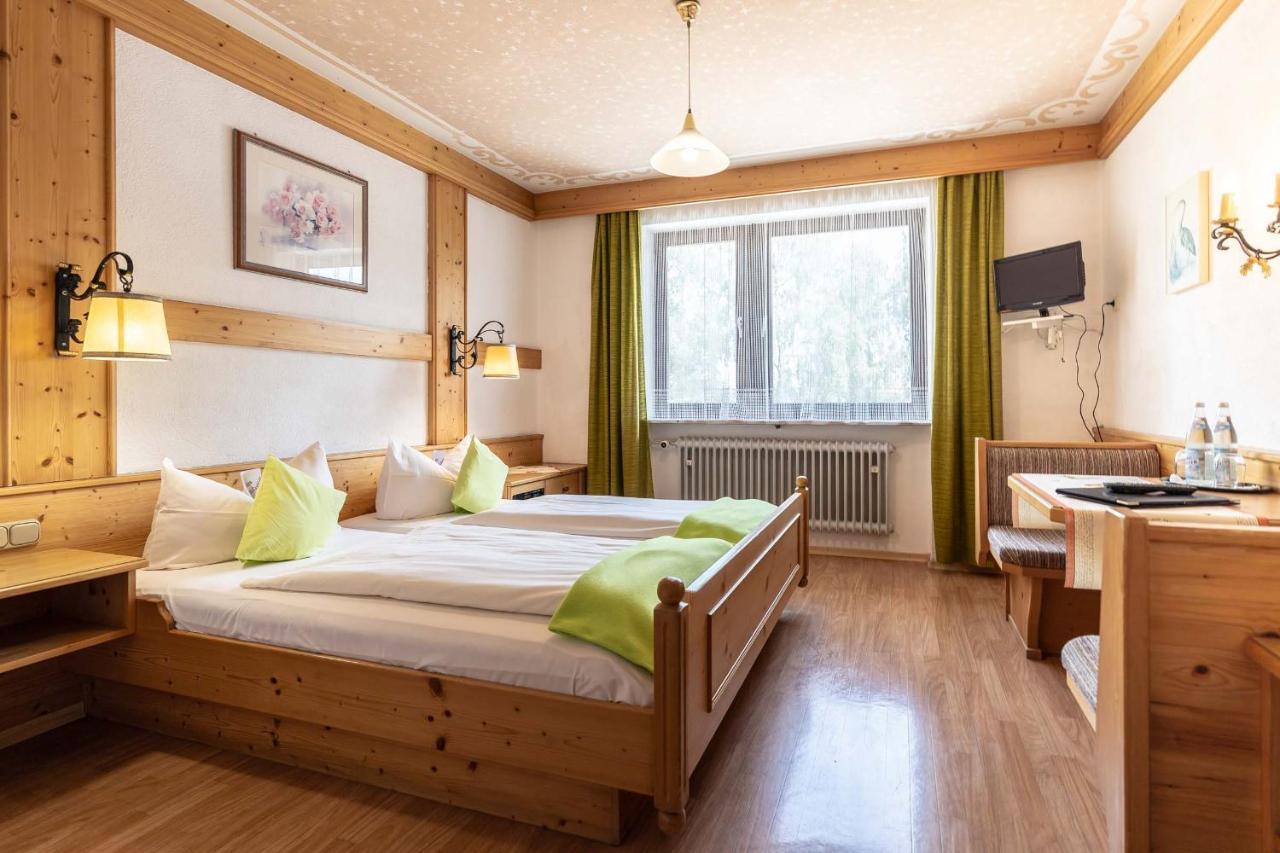 Hotel-Gasthof Zum Dragoner Peiting Exterior foto
