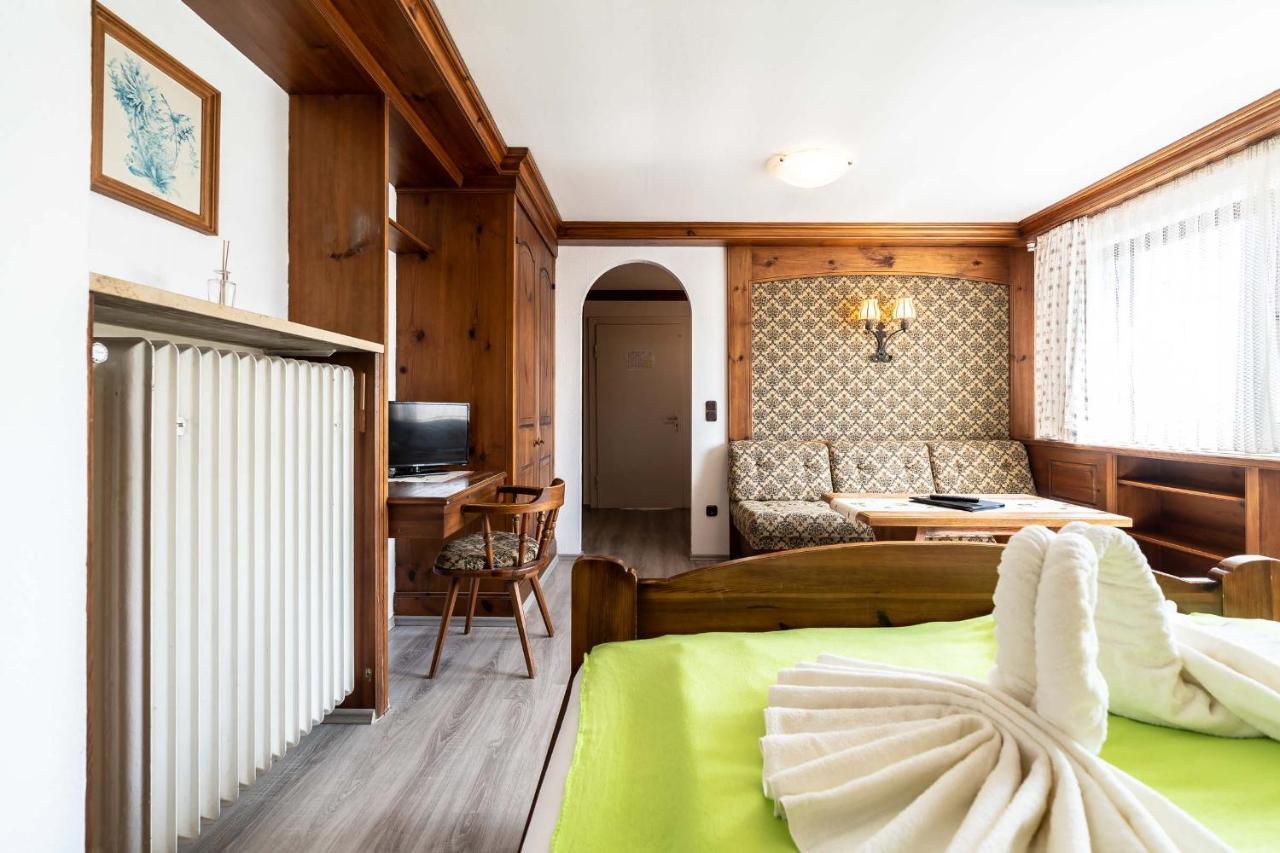 Hotel-Gasthof Zum Dragoner Peiting Exterior foto